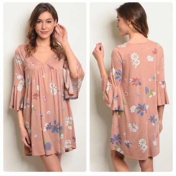 A Girl Thing Dresses & Skirts - NWT! Blush Pink & Floral Print Bell Sleeve Dress